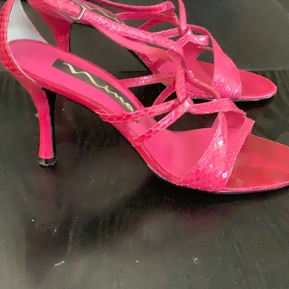 Nina pink faux leather “snakeskin” heel size 7 - Picture 4 of 6